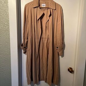 Zara Beige Outerwear